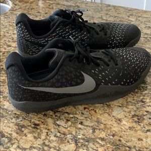 Nike Kobe 11s. Size:10.5